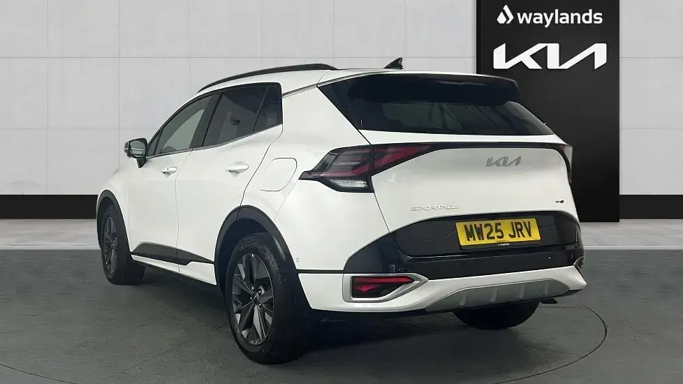 Used Kia Sportage GT-Line S 136 HP (100 kW) 2025 White SUV