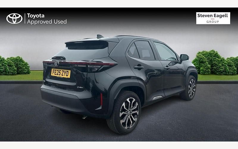 Used Toyota Yaris Hybrid Design 116 HP (85 kW) 2026 Estate