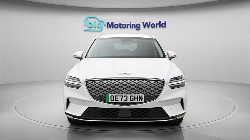 Used Genesis GV70 359 kW (489 HP) 2023 SUV