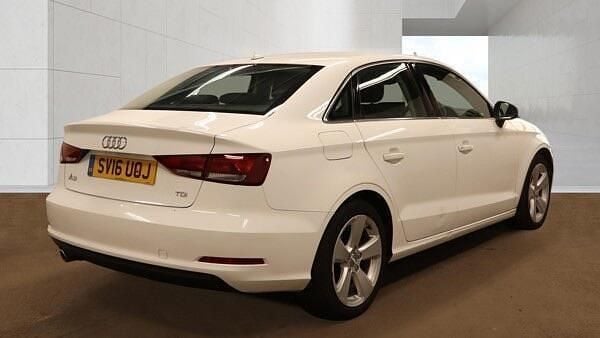 Begagnad Audi A3 Sport 2016 Vit Sedan