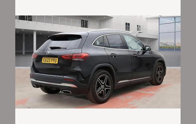 Used Mercedes GLA200 Executive 161 HP (118 kW) 2023 Black SUV