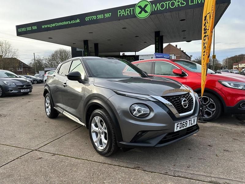 Grey Used 2020 Nissan Juke N-Connecta SUV | £11,995 (Fair price) - Image 1/4