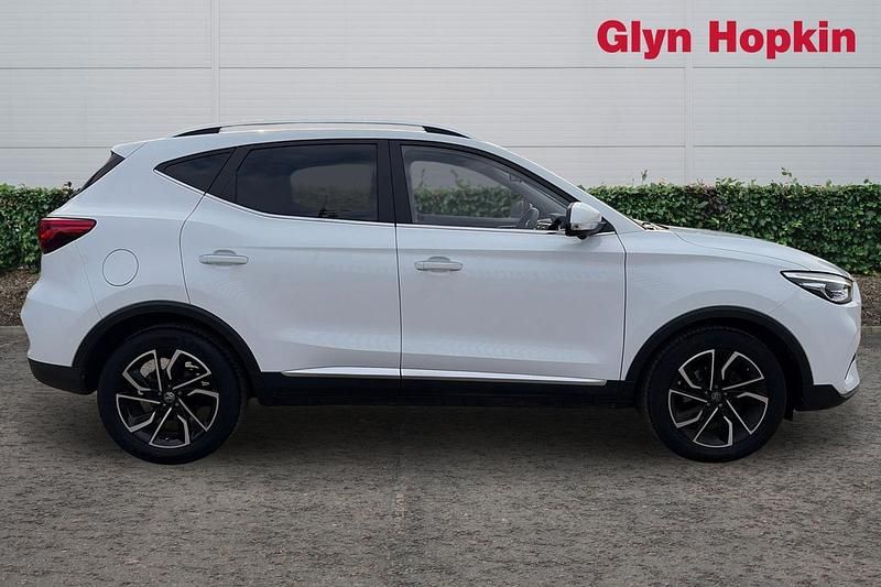 Used MG ZS Exclusive 106 HP (77 kW) 2023 White SUV