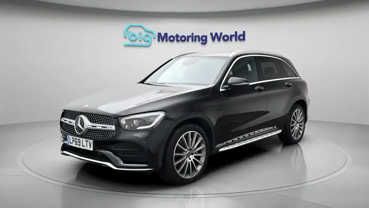Used Mercedes GLC300 AMG Line Premium 2019 Black SUV