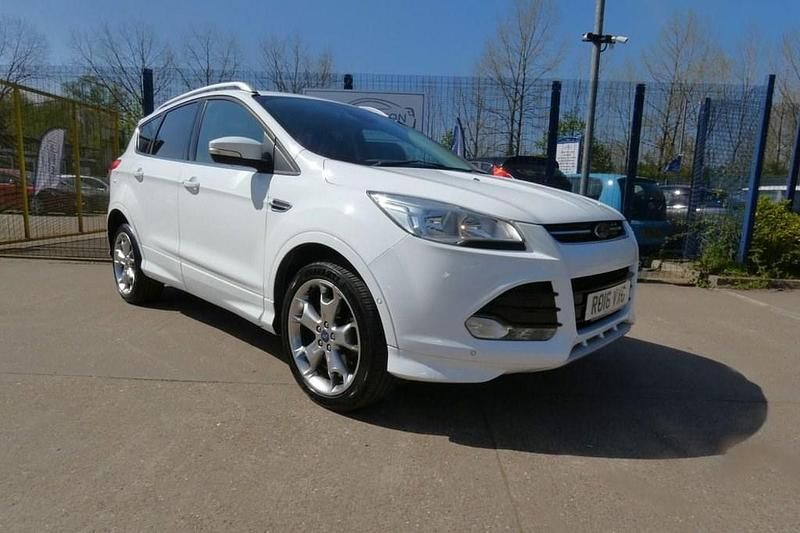 Used Ford Kuga Sport 180 HP (132 kW) 2016 White SUV