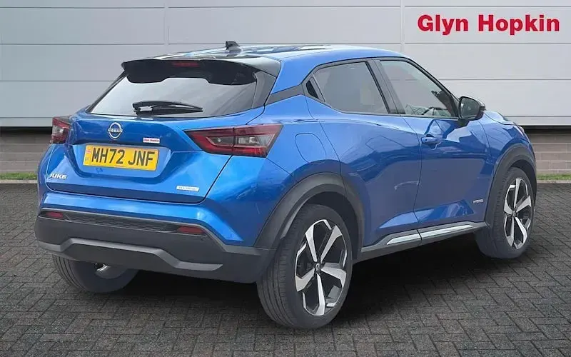 Used Nissan Juke Tekna 143 HP (105 kW) 2023 Blue SUV