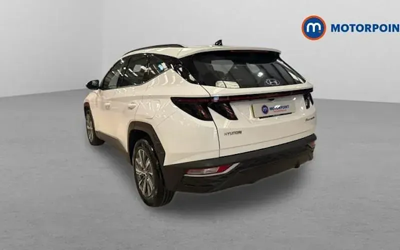 Used Hyundai Tucson SE 150 HP (110 kW) 2023 White SUV
