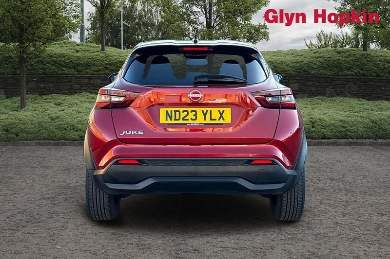 Used Nissan Juke N-Connecta 114 HP (83 kW) 2023 Red SUV