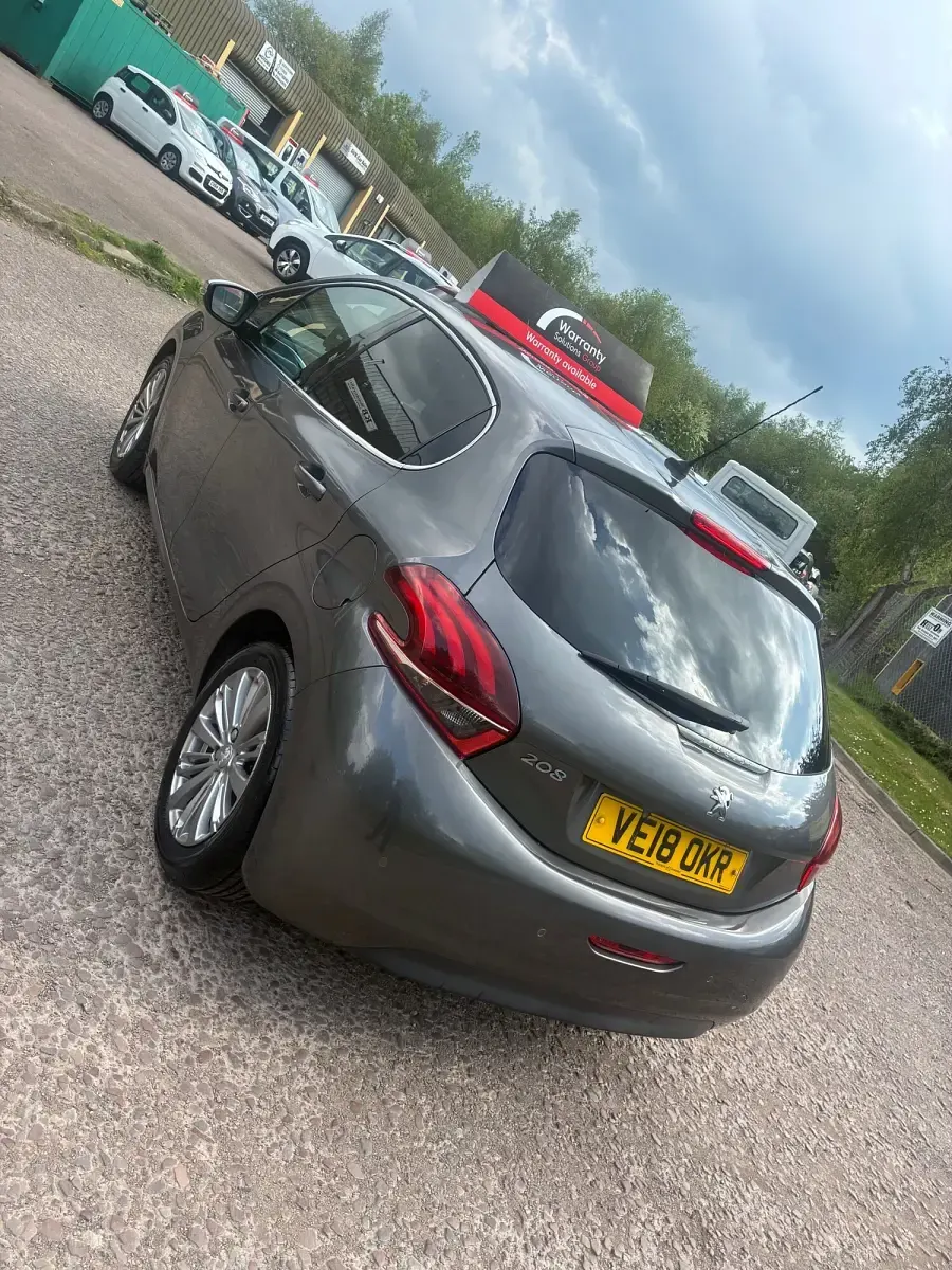 Used Peugeot 208 Allure 2018 Grey Hatchback