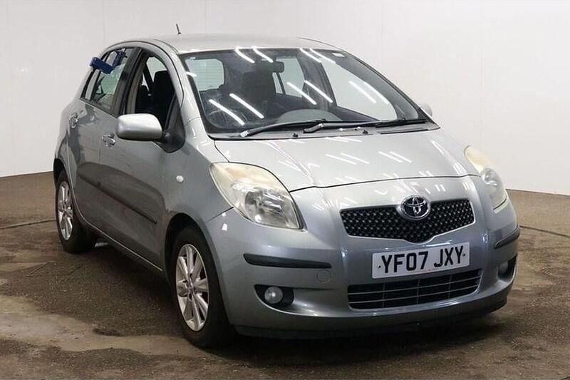 Used Toyota Yaris 2007 Silver Hatchback