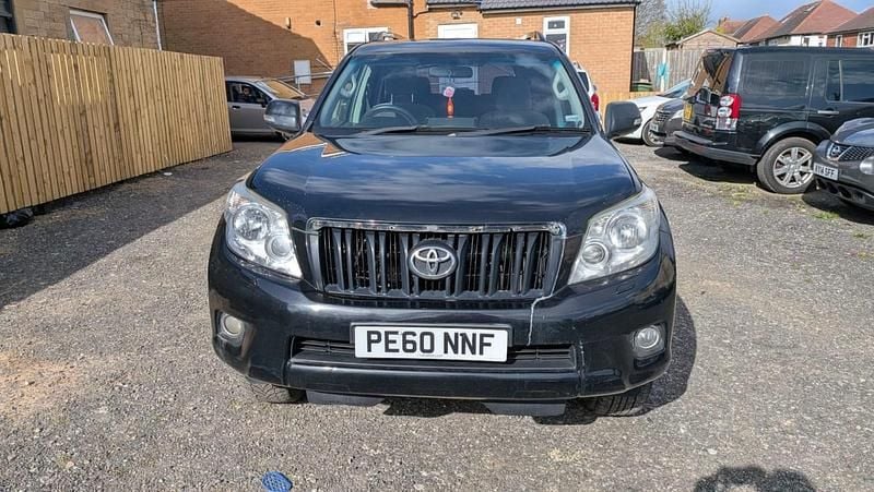 Used Toyota Land Cruiser 173 HP (127 kW) 2010 Black SUV
