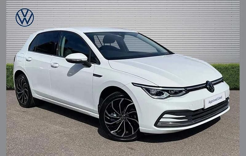 Used VW Golf VIII Edition 130 HP (95 kW) 2023 White Hatchback