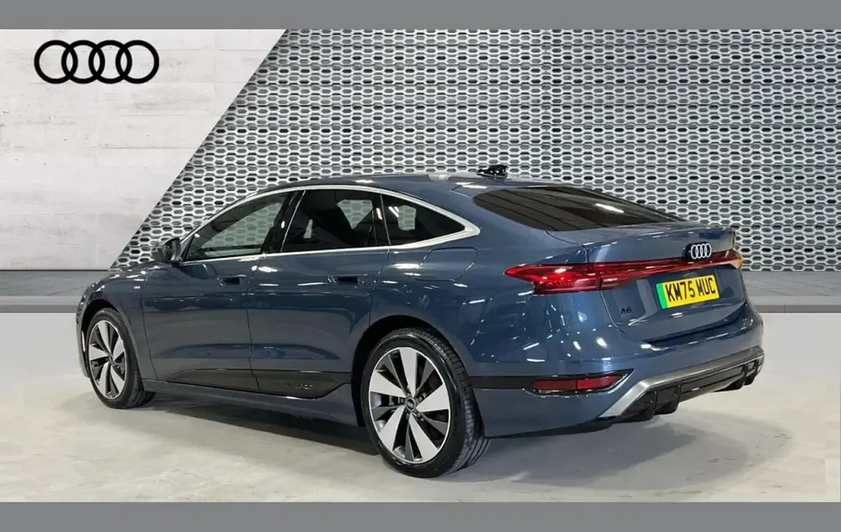 New Audi A6 e-tron S-Line 266 kW (362 HP) 2025 Blue Hatchback