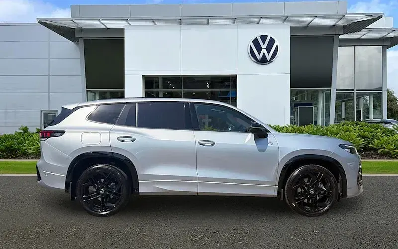 Used VW Tayron R-line 150 HP (110 kW) 2025 Silver SUV