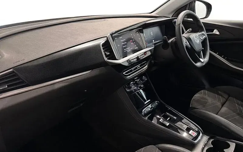 Used Vauxhall Grandland X Ultimate 131 HP (96 kW) 2024 Black SUV