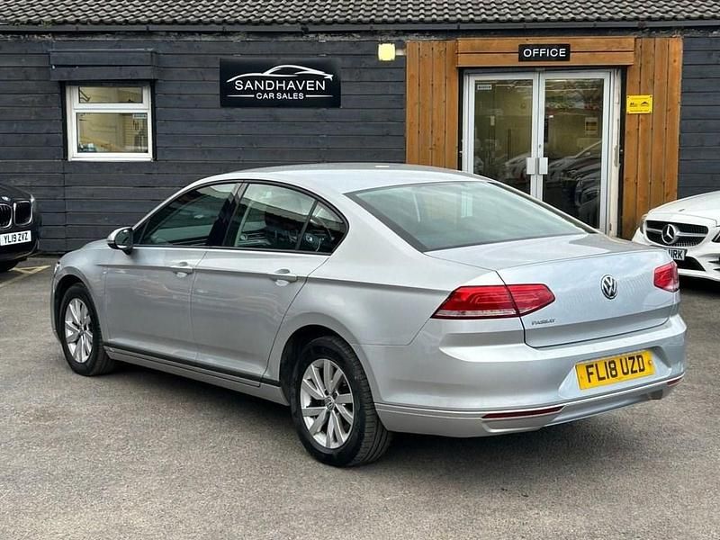 Usado VW Passat S 2018 Prateado Sedan