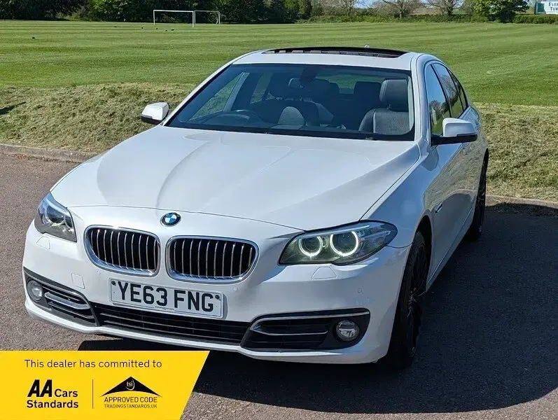 Usado BMW 520 Luxury Line 2013 Blanco Berlina