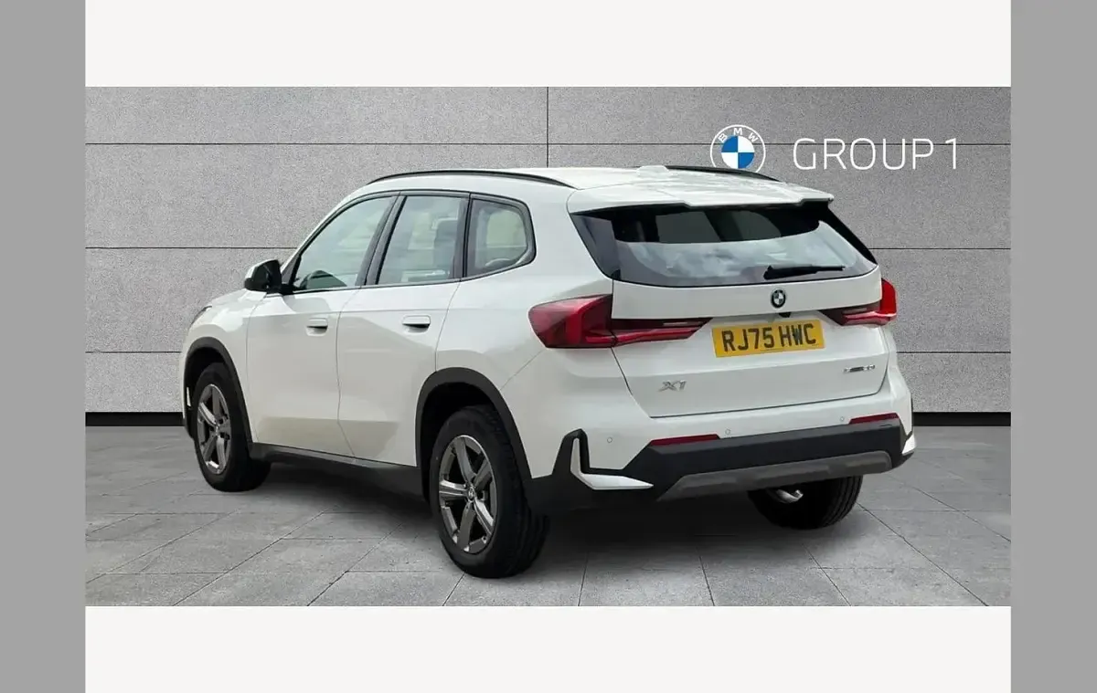 Used BMW X1 Sport Line 170 HP (125 kW) 2025 Alpine white SUV