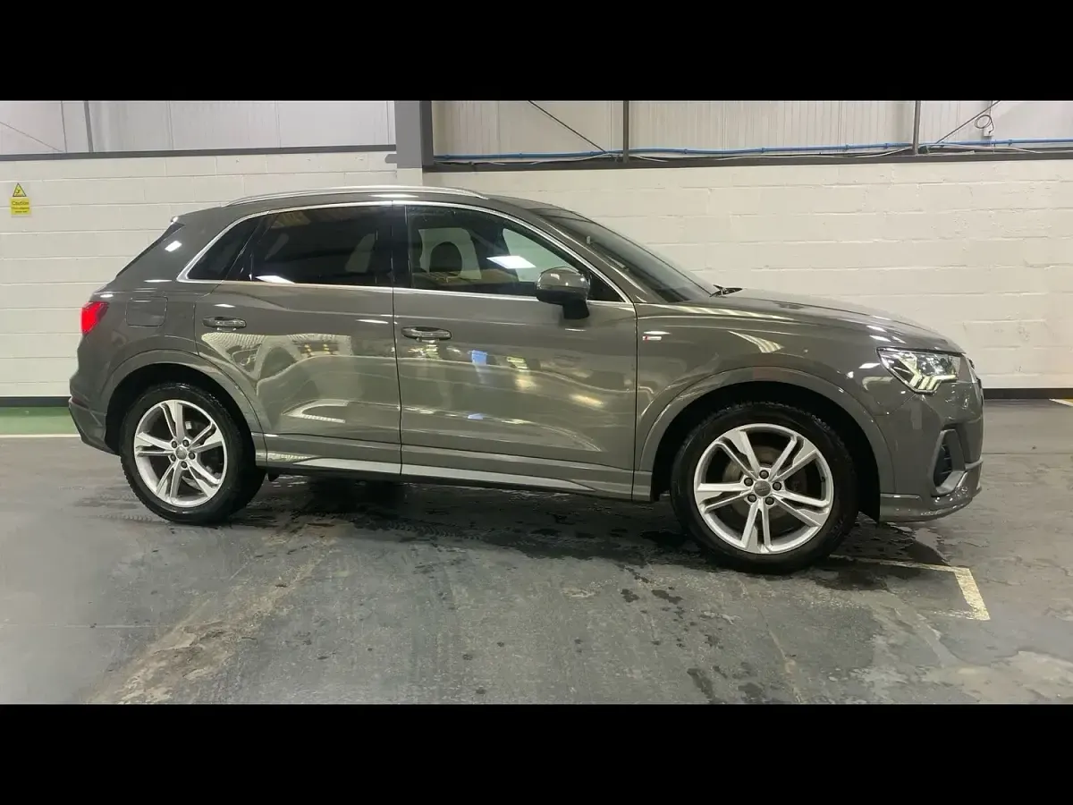 Used Audi Q3 S-Line 150 HP (110 kW) 2019 Grey SUV