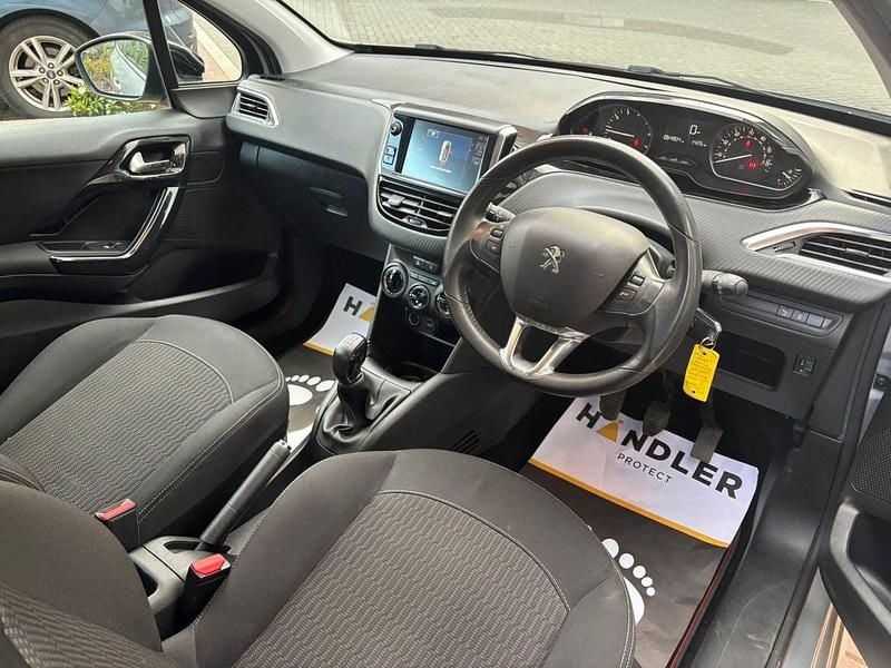 Used Peugeot 208 Active 2017 Silver Hatchback