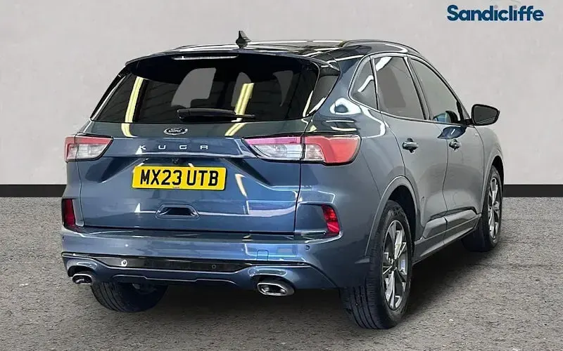 Second-hand Ford Kuga ST-Line 150 CP (110 kW) 2023 Albastru SUV