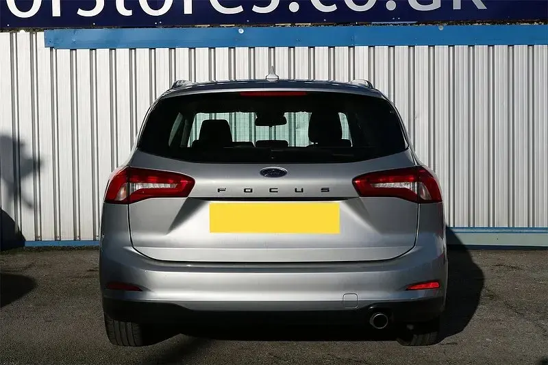 Used Ford Focus Zetec 95 HP (69 kW) 2025 Silver Estate