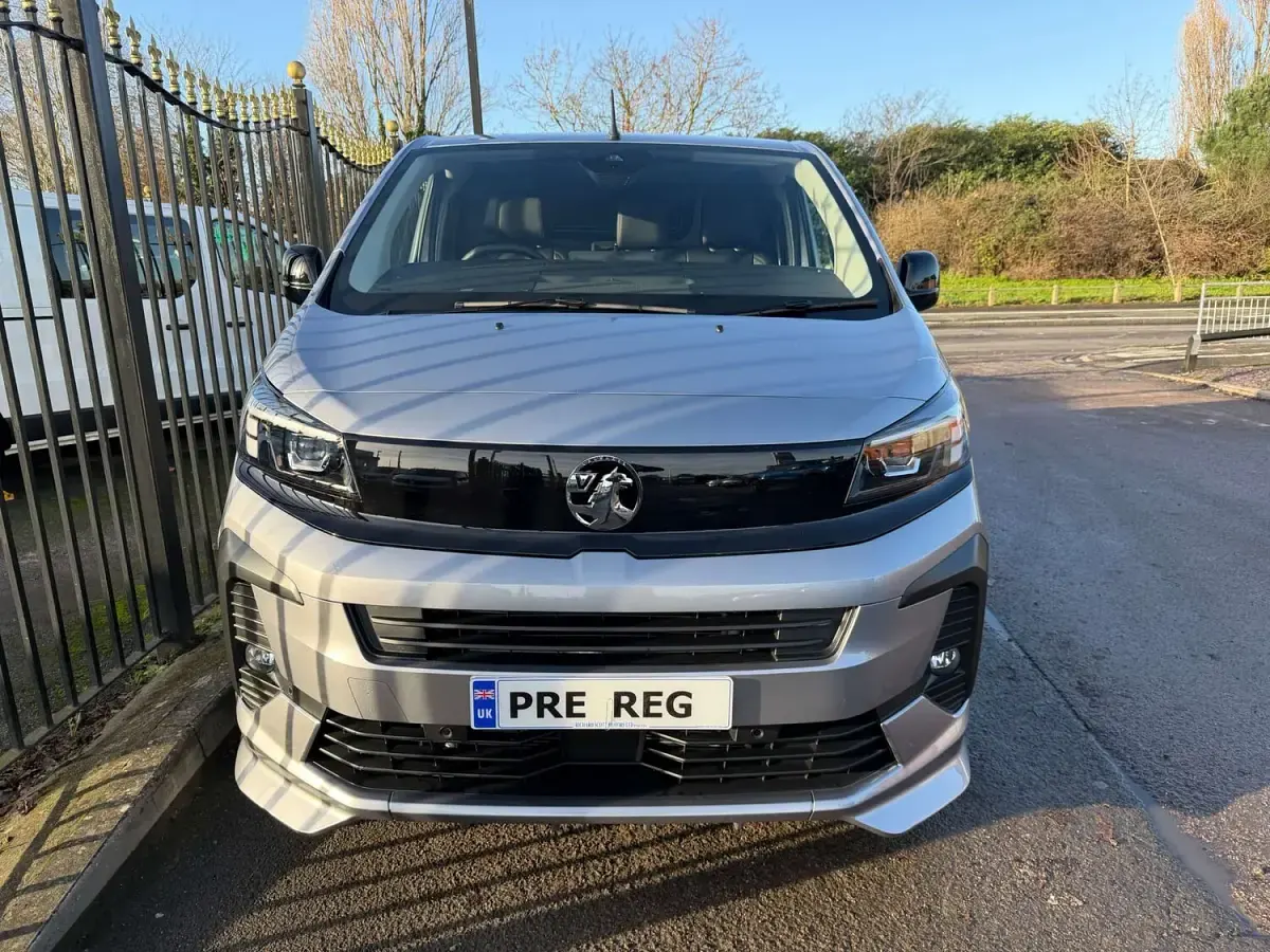 New Vauxhall Vivaro S 180 HP (132 kW) 2026 Silver MPV