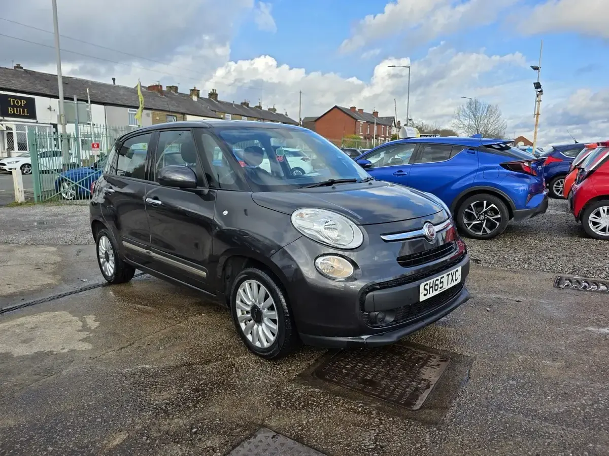 Used Fiat 500L Pop Star 95 HP (69 kW) 2015 Grey MPV