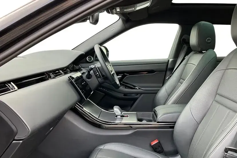Used Land Rover Range Rover evoque HSE Dynamic 201 HP (147 kW) 2024 Grey SUV