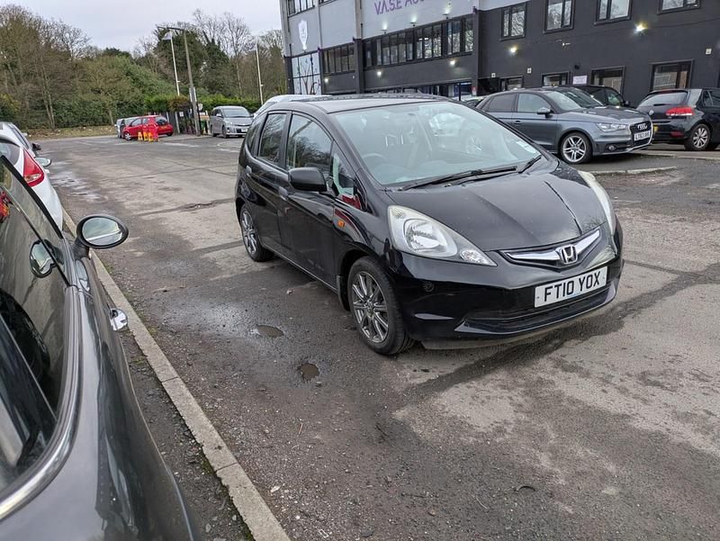 Second-hand Honda Jazz SI 90 CP (66 kW) 2010 Negru Hatchback
