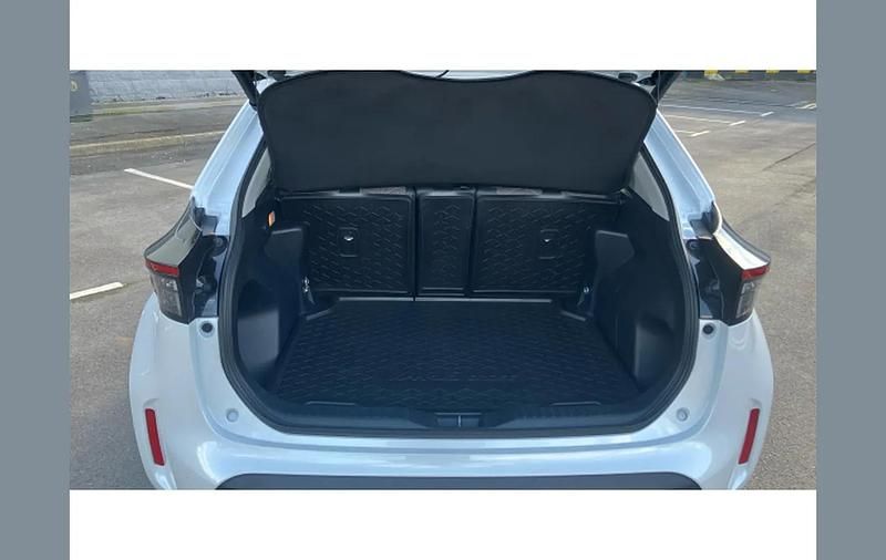 Used Toyota Yaris Cross 113 HP (83 kW) 2023 White SUV