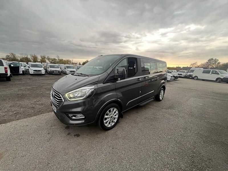 Used Ford Tourneo Custom Titanium 130 HP (95 kW) 2021 Grey Van