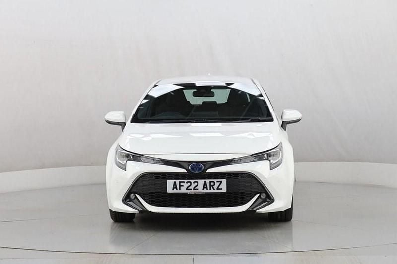 Used Toyota Corolla 2022 White Hatchback