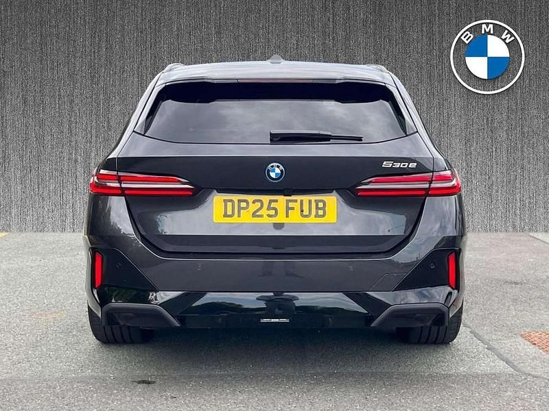 Used BMW 530e M Sport 295 HP (216 kW) 2025 Grey Estate