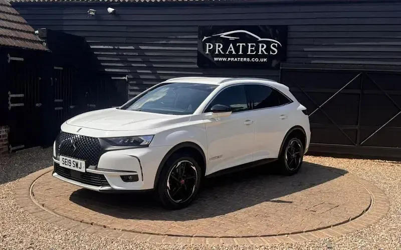 Used DS Automobiles DS7 Crossback Performance 131 HP (96 kW) 2019 White SUV