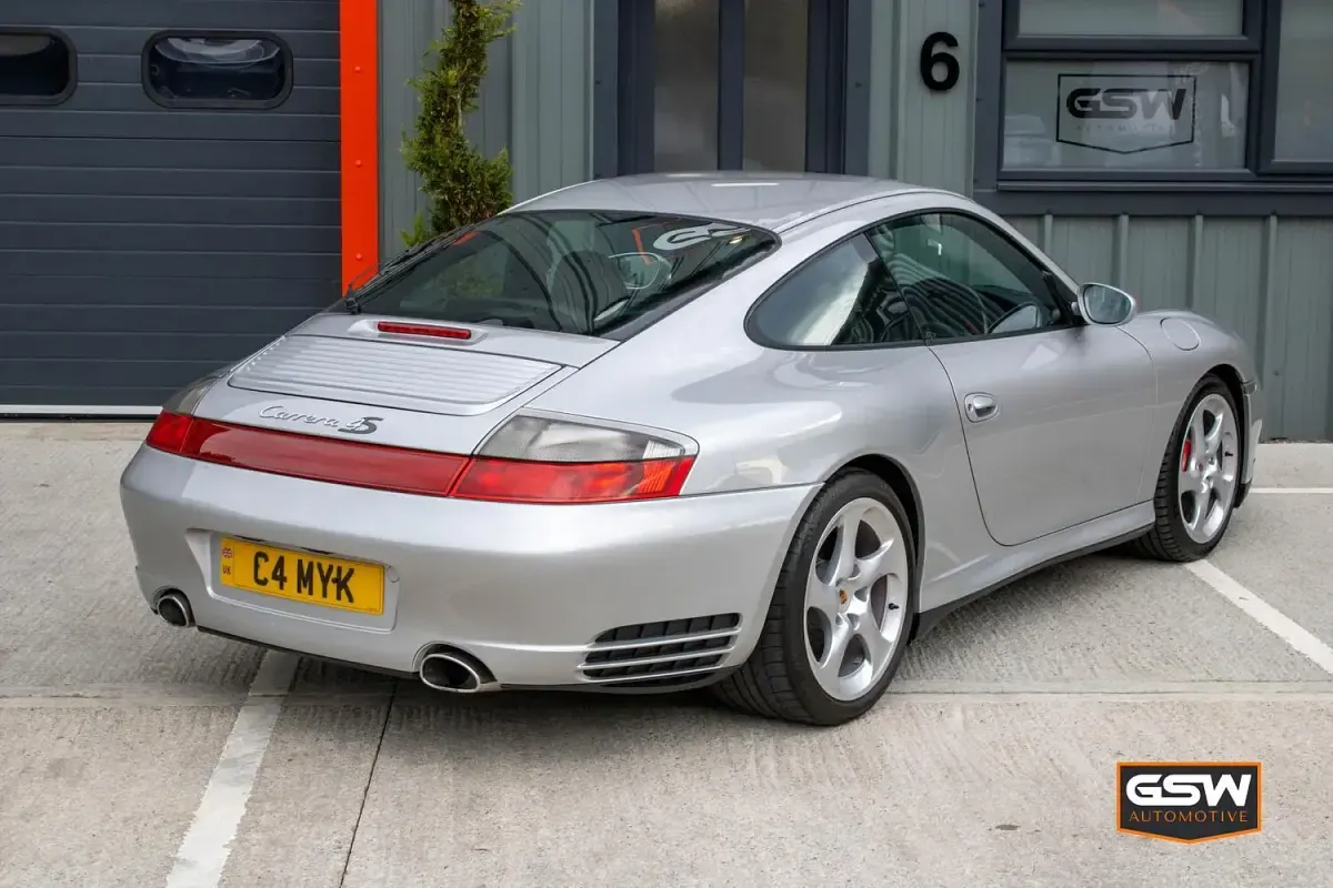 Used Porsche 911 Carrera 4S 315 HP (231 kW) 2004 Silver Coupe