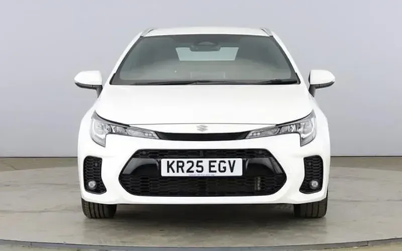 Used Suzuki Swace 140 HP (102 kW) 2024 White Estate