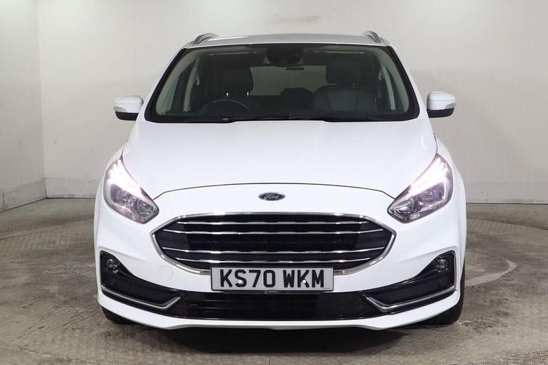 Used Ford S-MAX Titanium 2021 White MPV