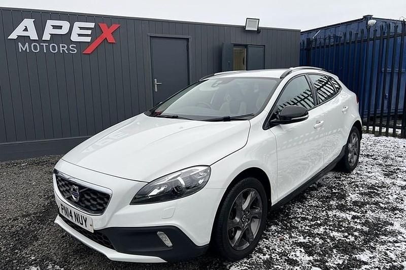 Used 2014 Volvo V40 CC Estate | £5,350 (Fair price) - Image 1/1