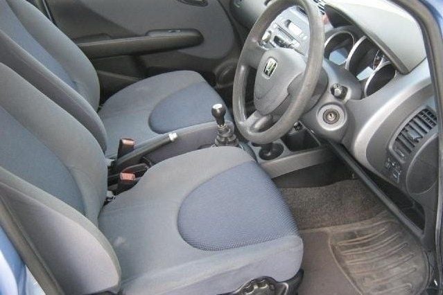 Begagnad Honda Jazz 2003 Halvkombi