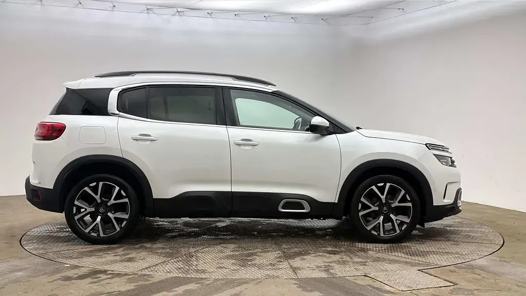 Used Citroën C5 Aircross Shine 131 HP (96 kW) 2022 White SUV