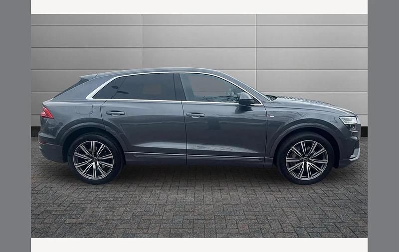 Used Audi Q8 S-Line 340 HP (250 kW) 2023 Grey SUV