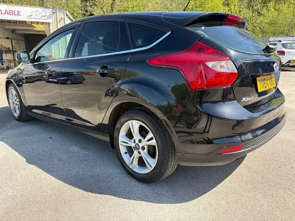 Used Ford Focus Zetec 2014 Black Hatchback