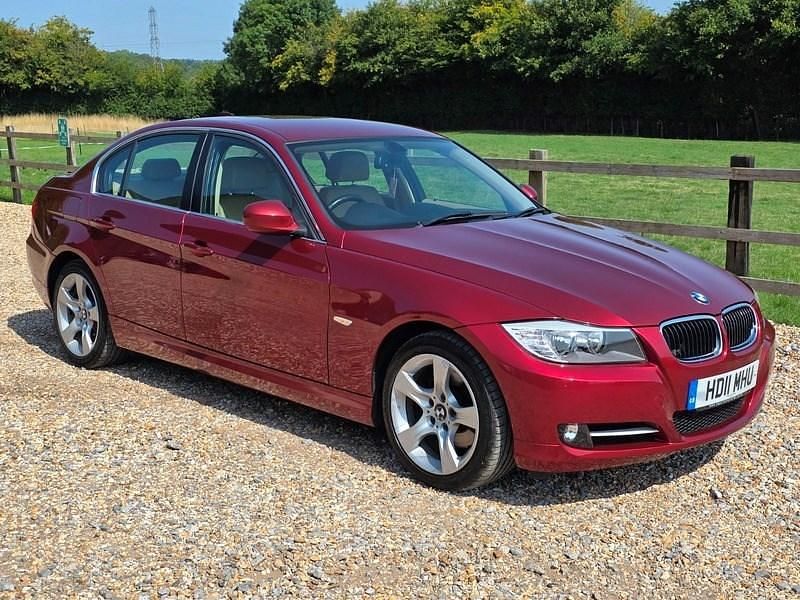 Red Used 2011 BMW 320 Exclusive | £2,999 (Fair price) - Image 1/4
