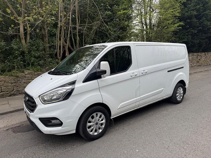 White Used 2020 Ford Transit Custom Limited Van | £6,999 (Super price) - Image 1/4