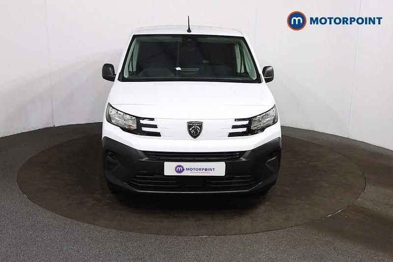 White Used 2024 Peugeot Partner MPV | £13,099 (Fair price) - Image 1/4