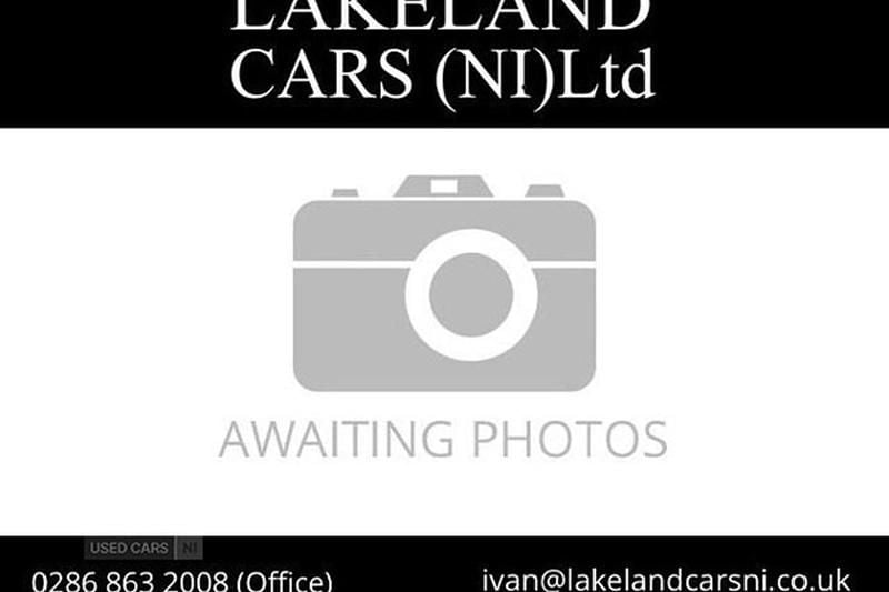 Grey Used 2015 Land Rover Discovery Sport HSE SUV | £9,995 (Fair price) - Image 1/1