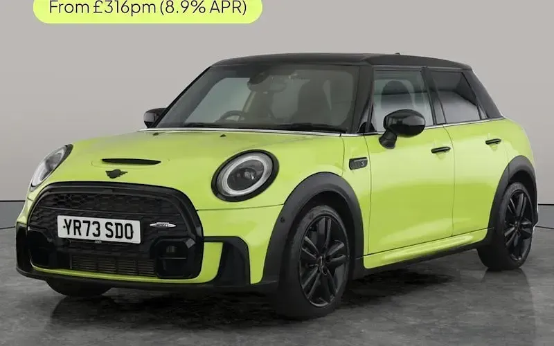 Begagnad Mini Cooper S Hatch 178 HK (130 kW) 2023 Halvkombi
