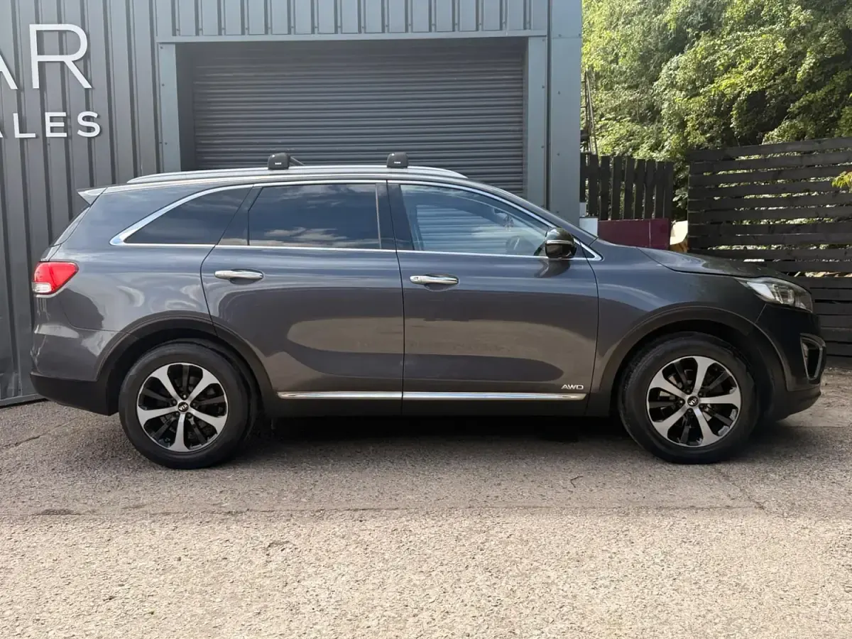 Used Kia Sorento 200 HP (147 kW) 2016 Grey SUV