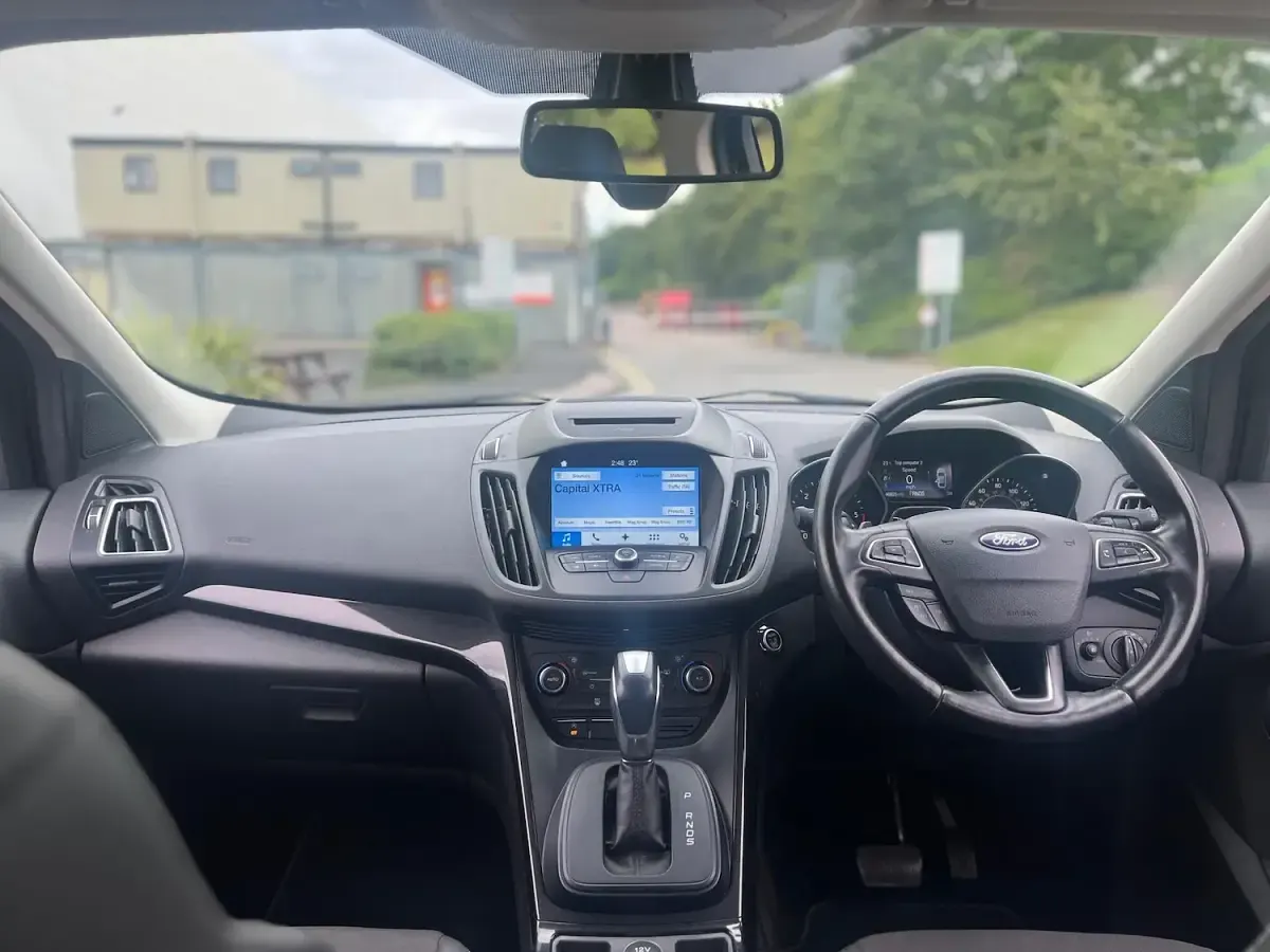 Used Ford Kuga Titanium 120 HP (88 kW) 2017 Silver SUV